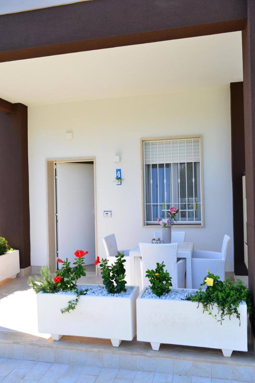 B&B Il Fiorone Torre Canne Εξωτερικό φωτογραφία